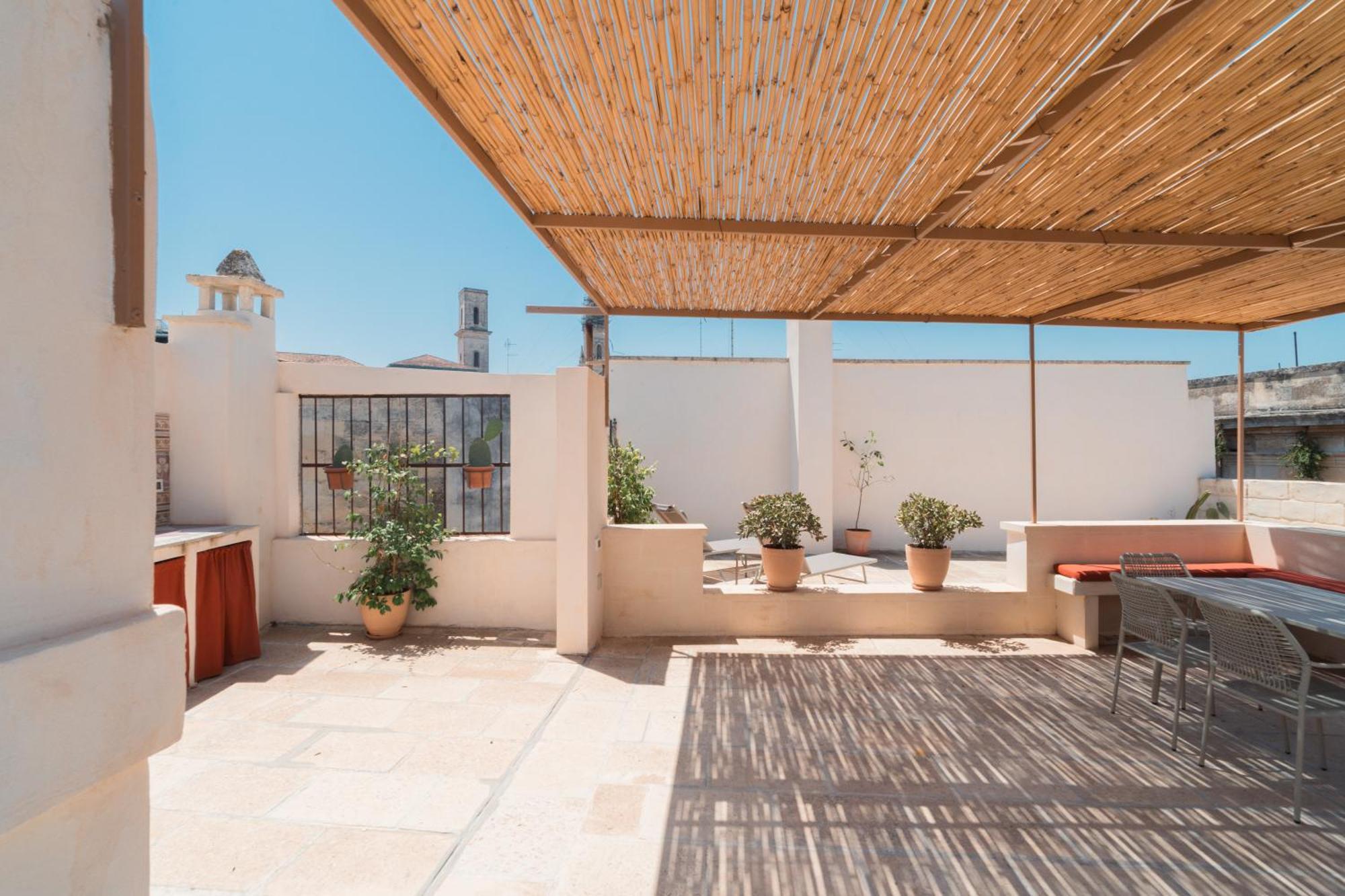 Margherita Apartment & Rooftop By Residence Colibri Lecce Esterno foto